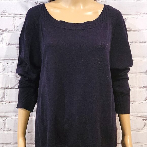 GAP - Navy soft merino wool pullover sweater - Picture 6 of 11